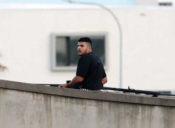 أحد منفذي الهجوم