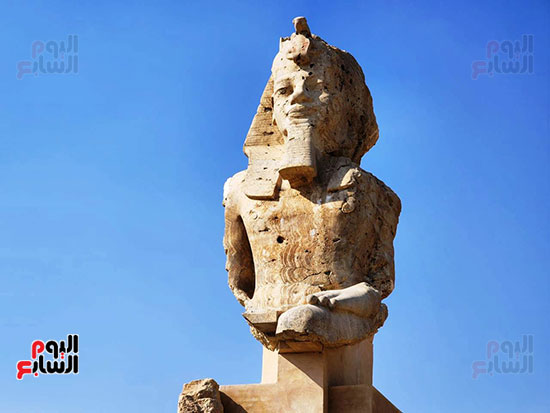 ظهور-تمثال-الملك-أمنحتب-الثالث-بالجهة-الشمالية ظهور-تمثال-الملك-أمنحتب-الثالث-بالجهة-الشمالية