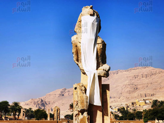 تنصيب-تماثيل-الملك-أمنحتب-الثالث-في-معبد-ملايين-السنين-بالبر-الغربى-(15)