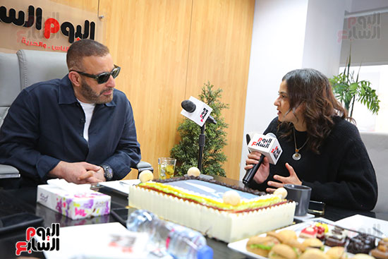 علا الشافعي رئيس مجلس إدارة اليوم السابع والفنان أحمد السقا خلال الندوة علا الشافعي رئيس مجلس إدارة اليوم السابع والفنان أحمد السقا خلال الندوة