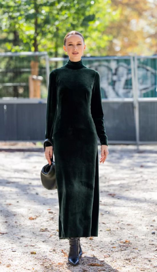 فستان مخملي