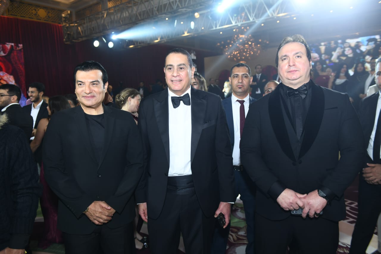 نجل مساعد وزير العدل يحتفل بزفافه في القاهرة نجل مساعد وزير العدل يحتفل بزفافه في القاهرة