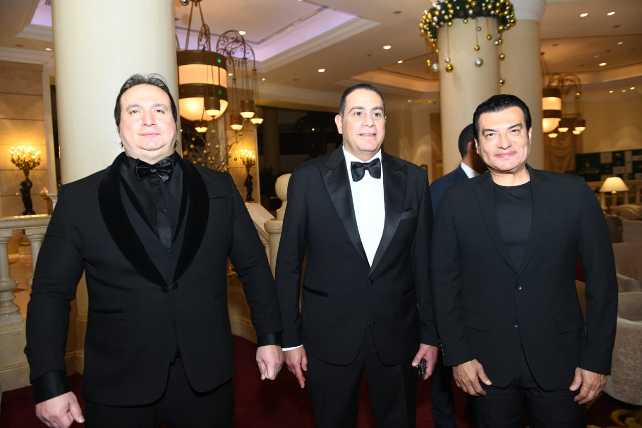 الفنان هاني شاكر في حفل الزفاف الفنان هاني شاكر في حفل الزفاف