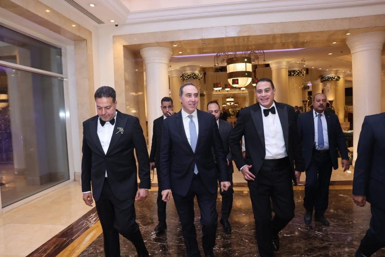 2ed249a8-07de-4238-a266-39c1d10e57a5