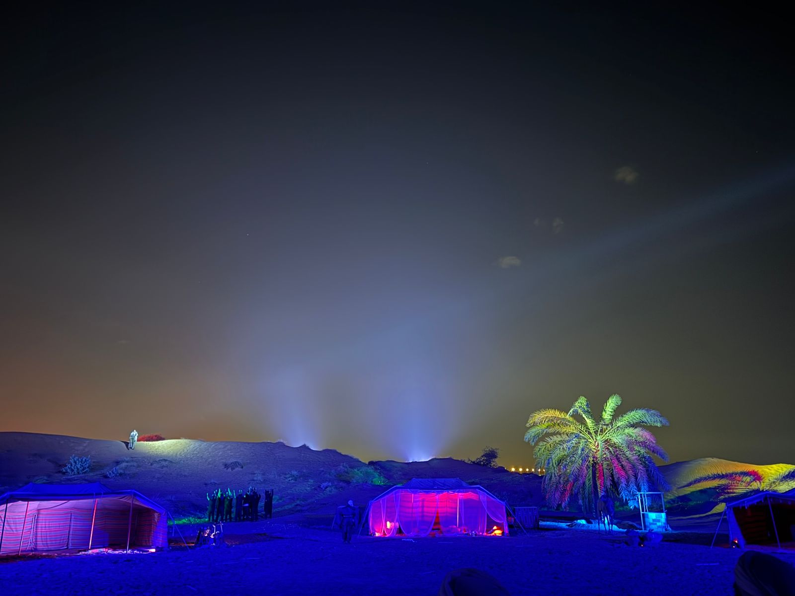 حين يهزم الطمع الصداقة.. الكنز الليبي في مهرجان الشارقة الصحراوي (1)