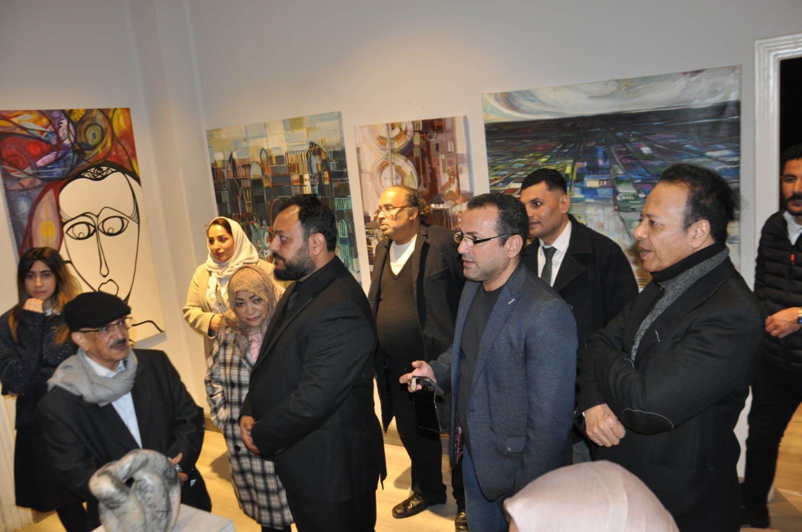 جانب من افتتاح المعرض جانب من افتتاح المعرض