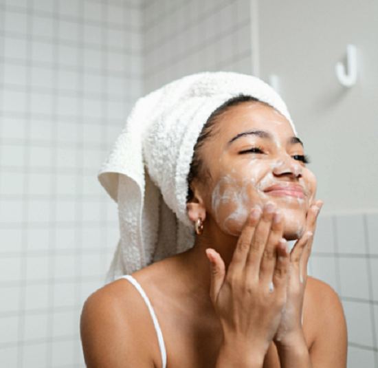 العناية بالوجه