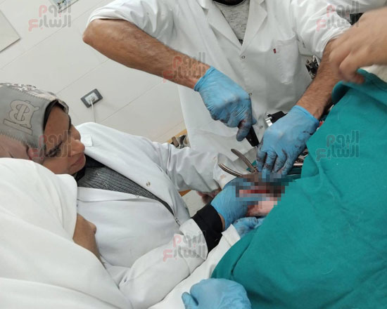 تثبيت-كسر-ساق-لـ-معزة تثبيت-كسر-ساق-لـ-معزة