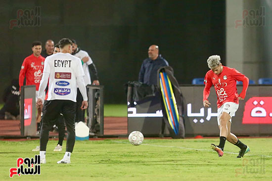 امام عاشور فى تدريبات المنتخب امام عاشور فى تدريبات المنتخب