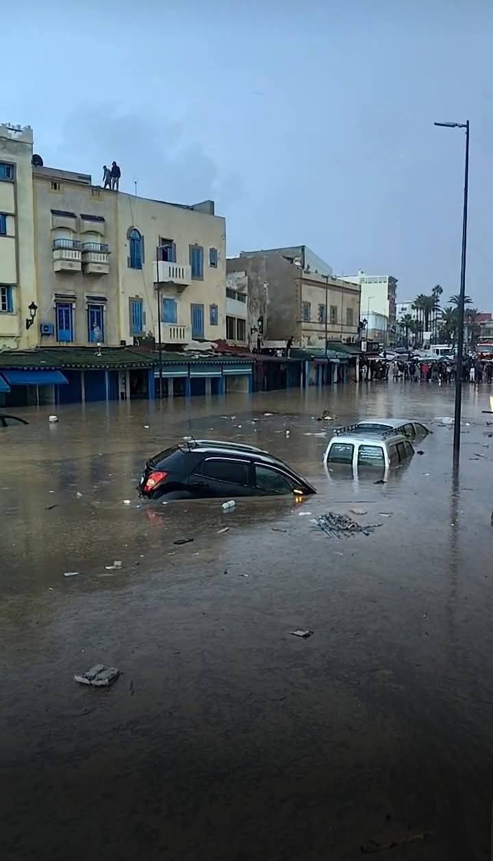 جانب من الفيضانات فى أسفى بالمغرب