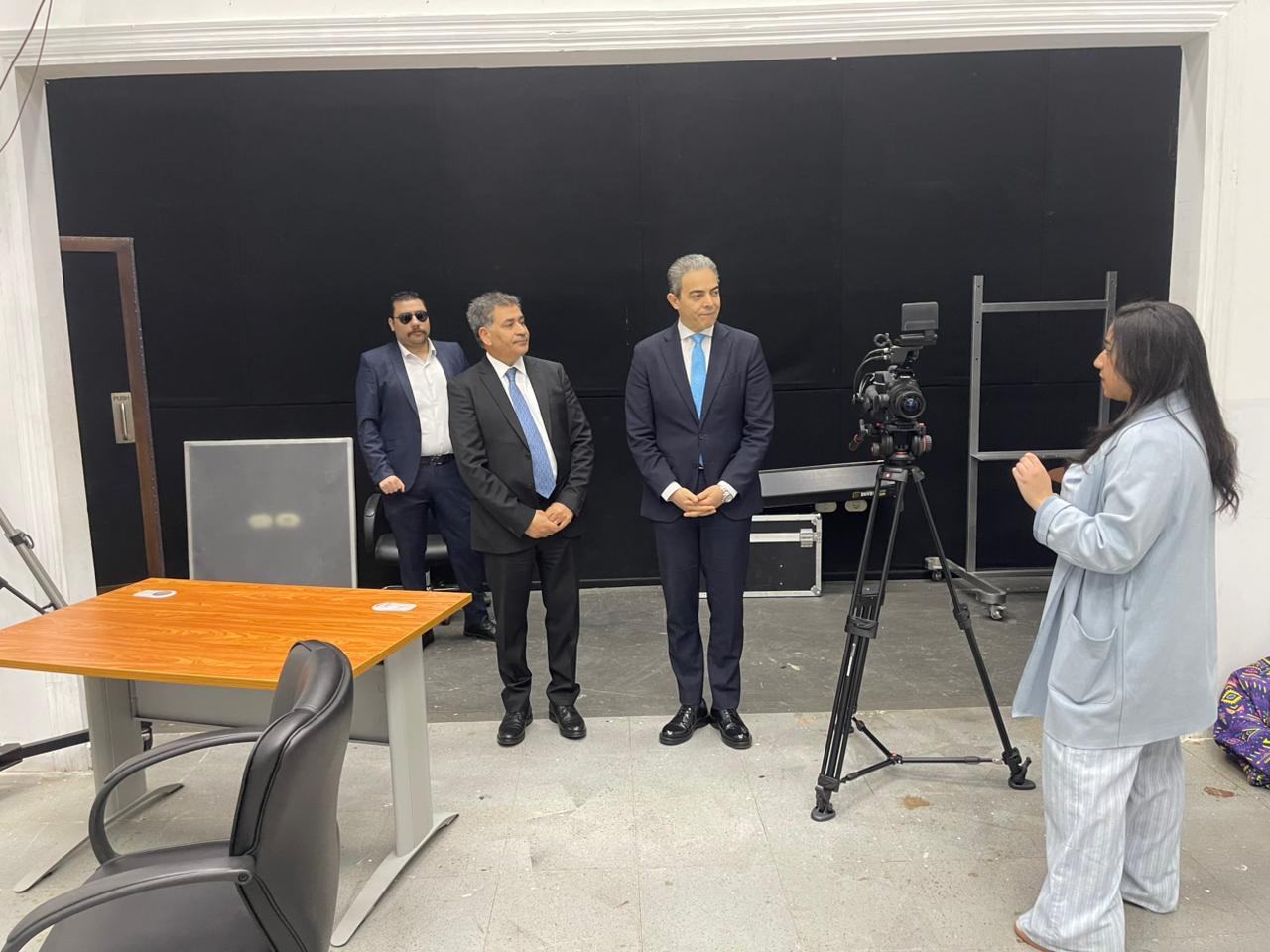 خلال زيارة نقيب الاعلاميين للجامعة البريطانية (3)