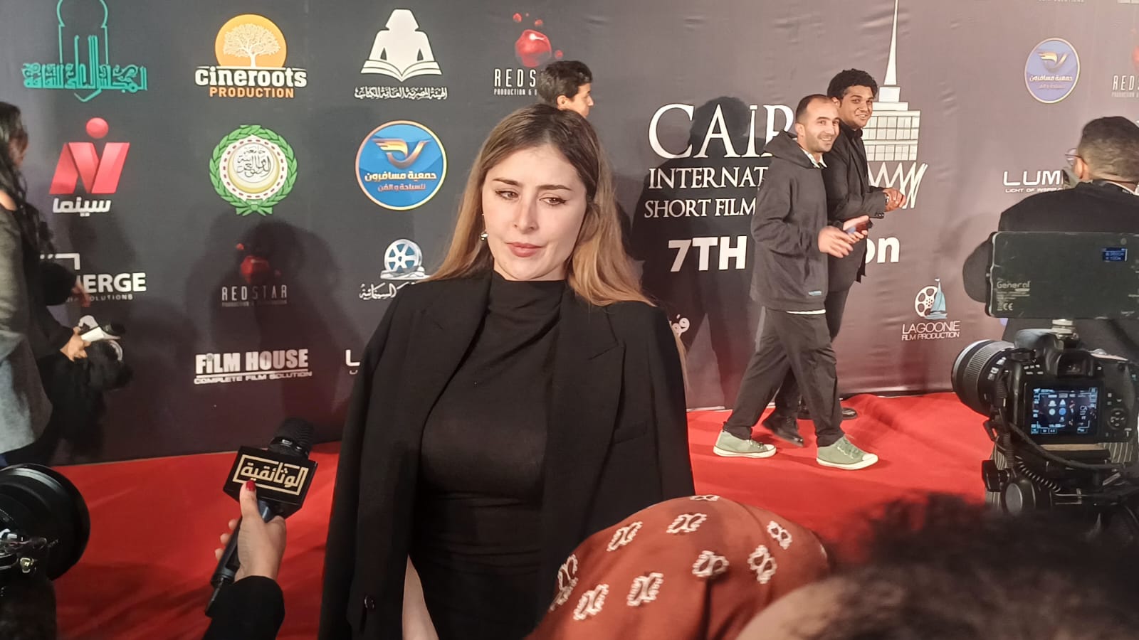 عائشة بن أحمد (1)