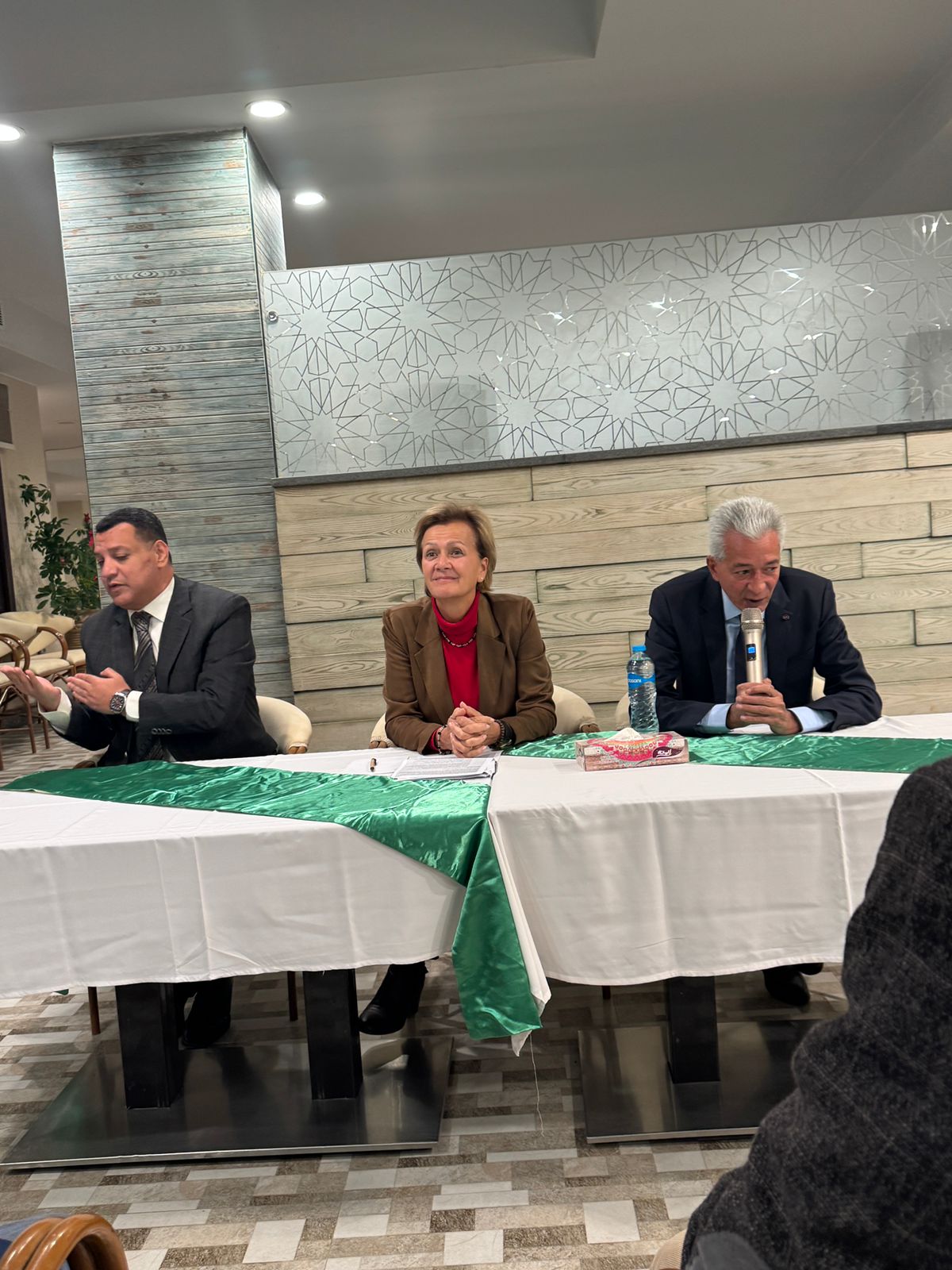 31d51026-7b24-4b35-bb94-74ef12491666 31d51026-7b24-4b35-bb94-74ef12491666