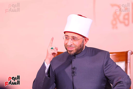 خلال كلمته بصالون ماسبيرو الثقافى خلال كلمته بصالون ماسبيرو الثقافى