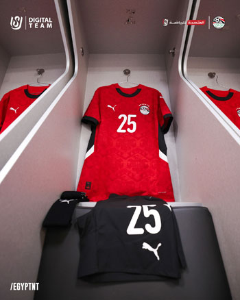غرفة ملابس منتخب مصر  (1)