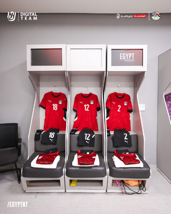 غرفة ملابس منتخب مصر  (3)