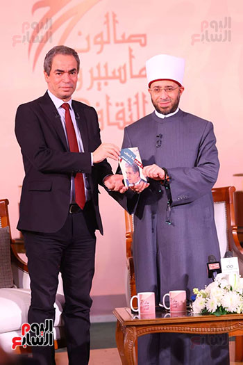 وزير الاوقاف و رئيس الهيئة الوطنية للاعلام وزير الاوقاف و رئيس الهيئة الوطنية للاعلام