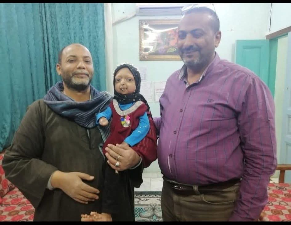 آلاء فتاة الشيخوخة بقنا