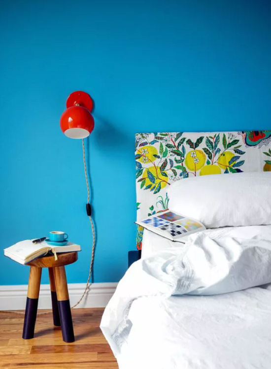 لون طلاء أزرق فاتح