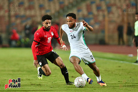 اللاعب النيجيري مع مروان حمدي اللاعب النيجيري مع مروان حمدي