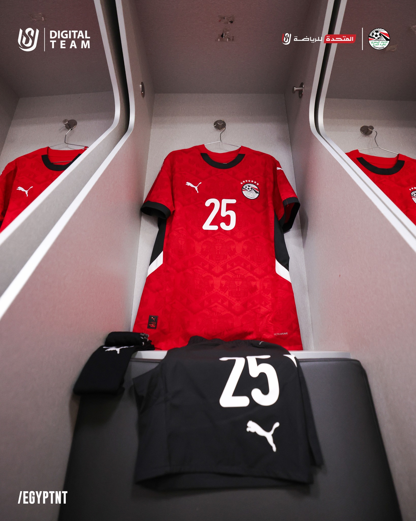غرفة ملابس منتخب مصر  (4)