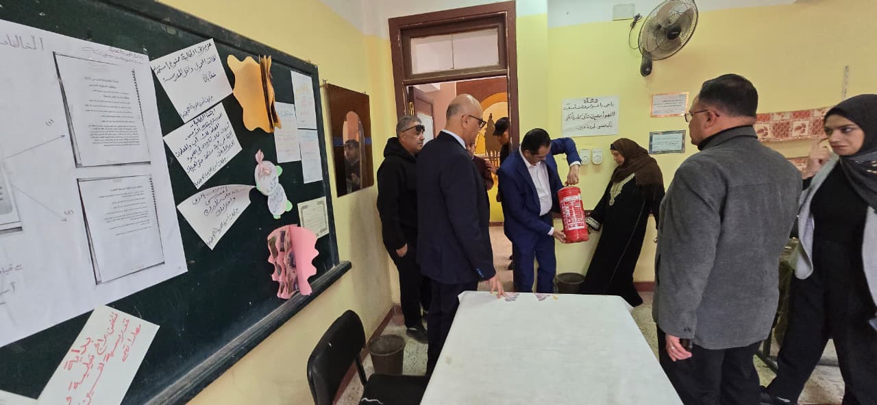 جانب من جولة المحافظ (5)