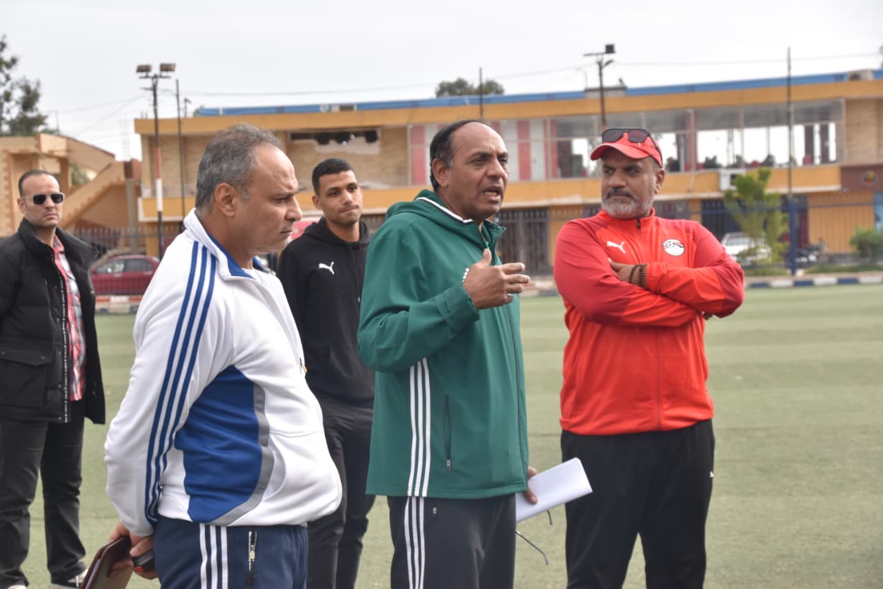 الدورات التدريبية في اتحاد الكرة (1)