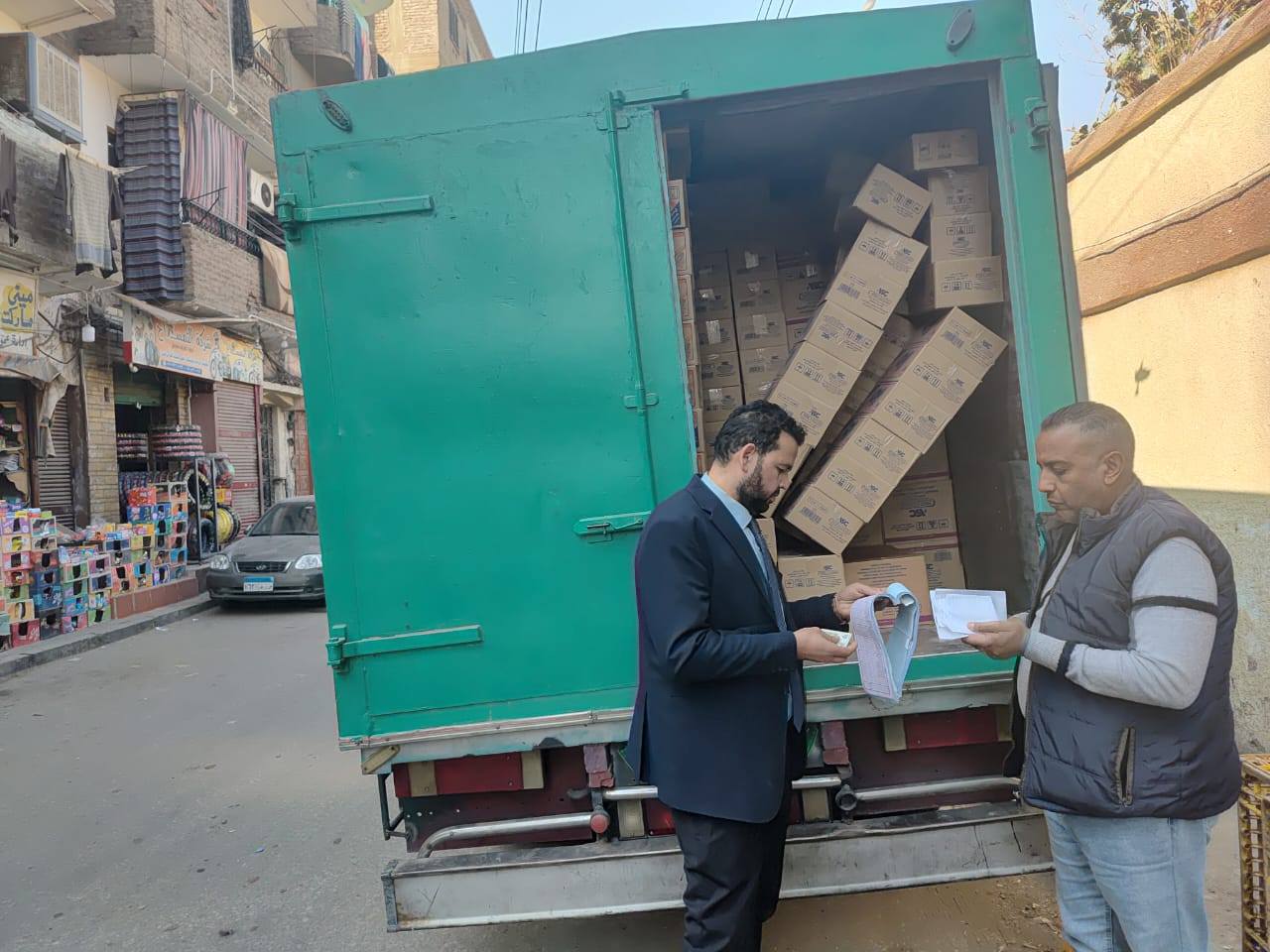 ضبط 2160 كيس منظفات بدون فواتير والتحفظ عليها بالأقصر ضبط 2160 كيس منظفات بدون فواتير والتحفظ عليها بالأقصر