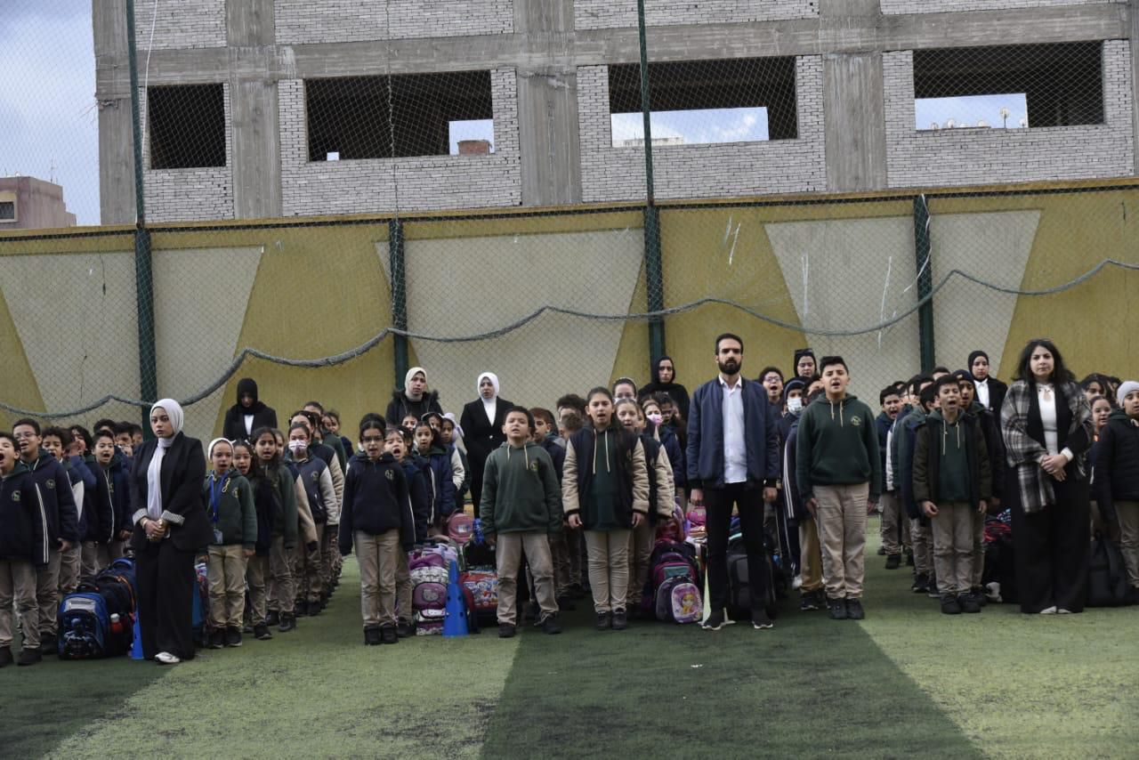 طابور الصباح بالمدرسة