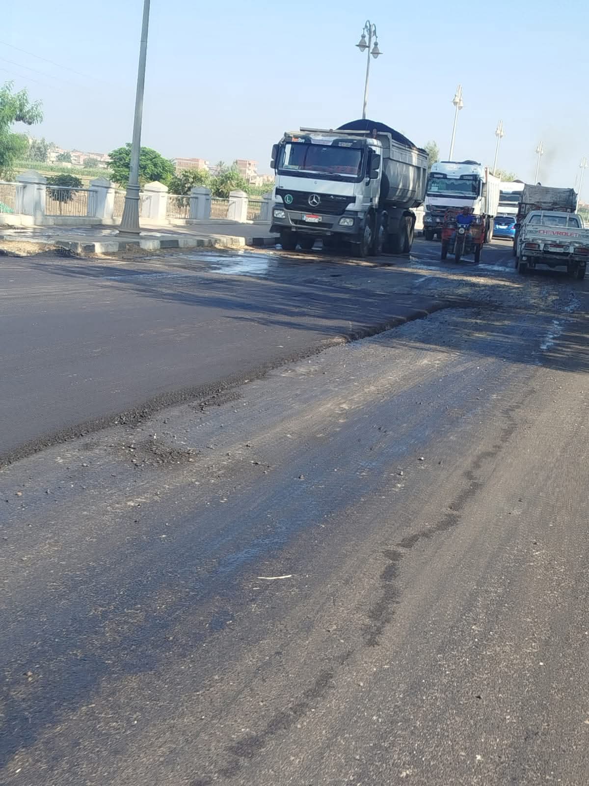 رصف طرق حياة كريمة