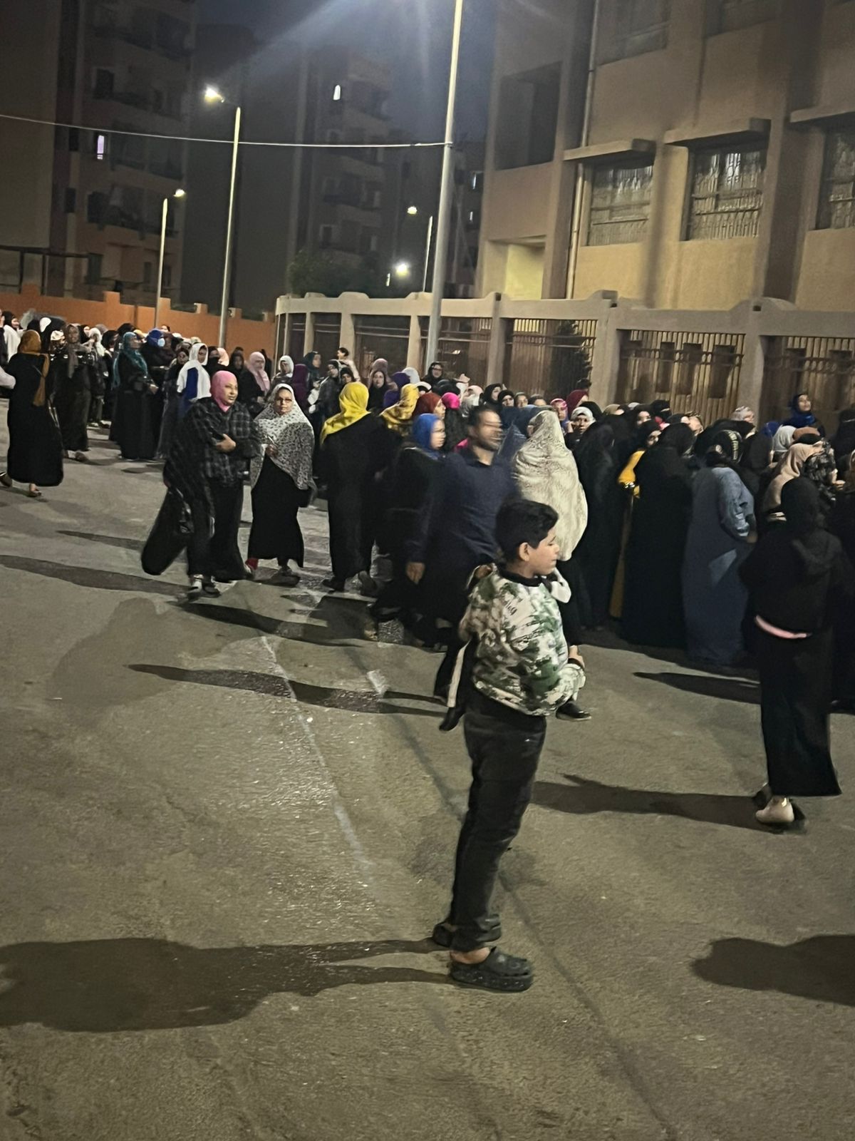 إقبال غير مسبوق على اللجان الانتخابية في الأسمرات (6)