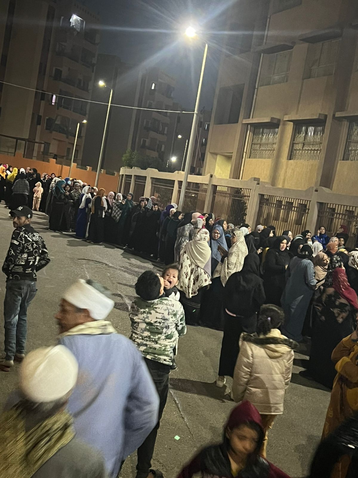 إقبال غير مسبوق على اللجان الانتخابية في الأسمرات (2)