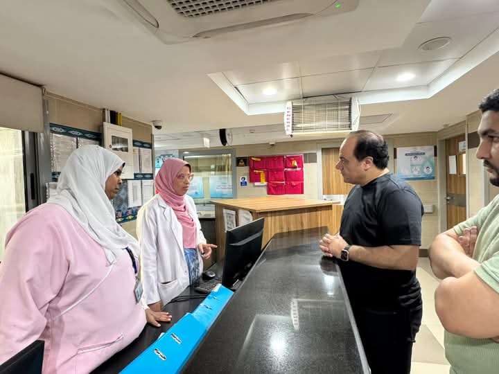 متابعة انتظام العمل