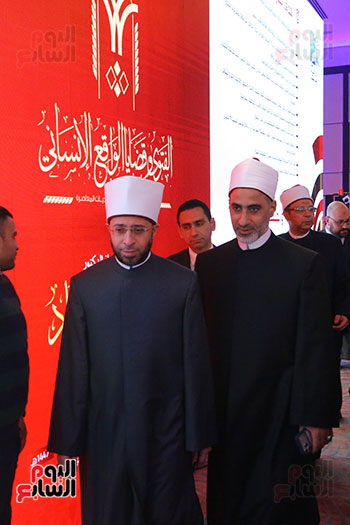 وصول الدكتور أسامة الأزهرى وزير الأوقاف وصول الدكتور أسامة الأزهرى وزير الأوقاف