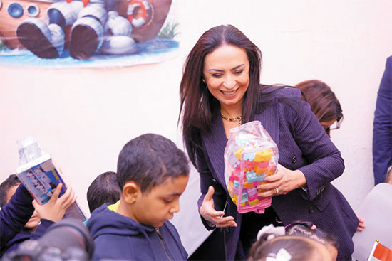 دعم الأسر الأولى بالرعاية بعد رفع ميزانية الحماية الاجتماعية (6)