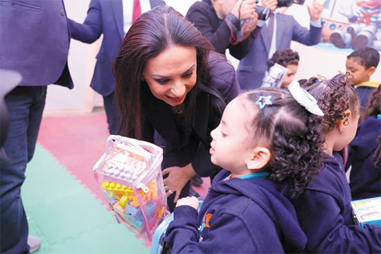 دعم الأسر الأولى بالرعاية بعد رفع ميزانية الحماية الاجتماعية (3)