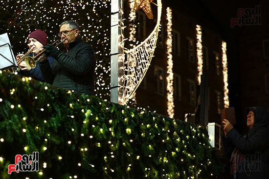 فرق موسيقية فى سوق نورنبيرج لهدايا عيد الميلاد فرق موسيقية فى سوق نورنبيرج لهدايا عيد الميلاد