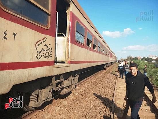 خروج-قطار-عن-القضبان-بمحطة-الحامول-فى-المنوفية-(4)