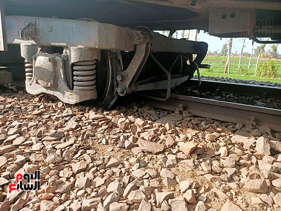 خروج-قطار-عن-القضبان-بمحطة-الحامول-فى-المنوفية-(7)