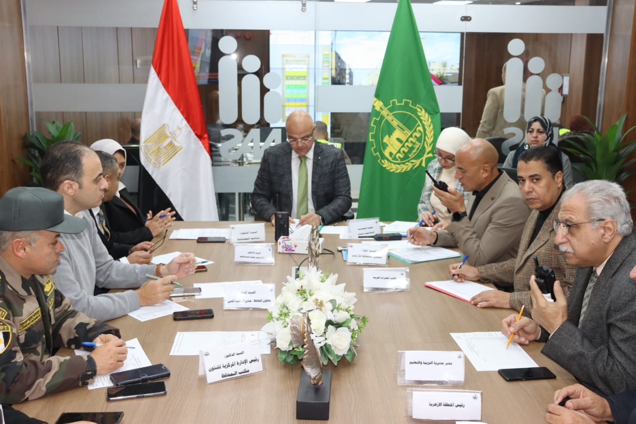 محافظ القليوبية يتابع انتظام جولة الإعادة لانتخابات مجلس النواب  (3)