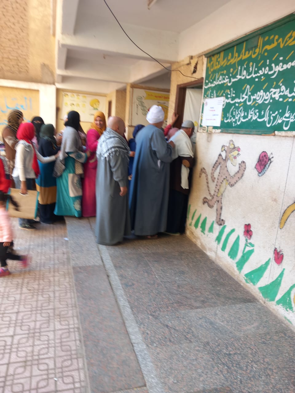 السيدات يتصدرن المشهد بجولة الإعادة بانتخابات مجلس النواب ببنها في القليوبية (4)