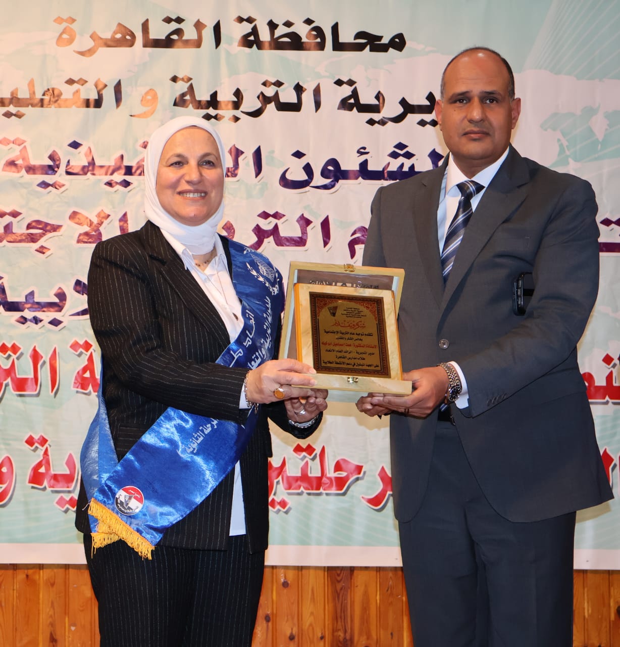 تعليم القاهرة تنظم حفل تنصيب اتحاد الطلاب بحضور رئيس مجلس الأمناء (4)