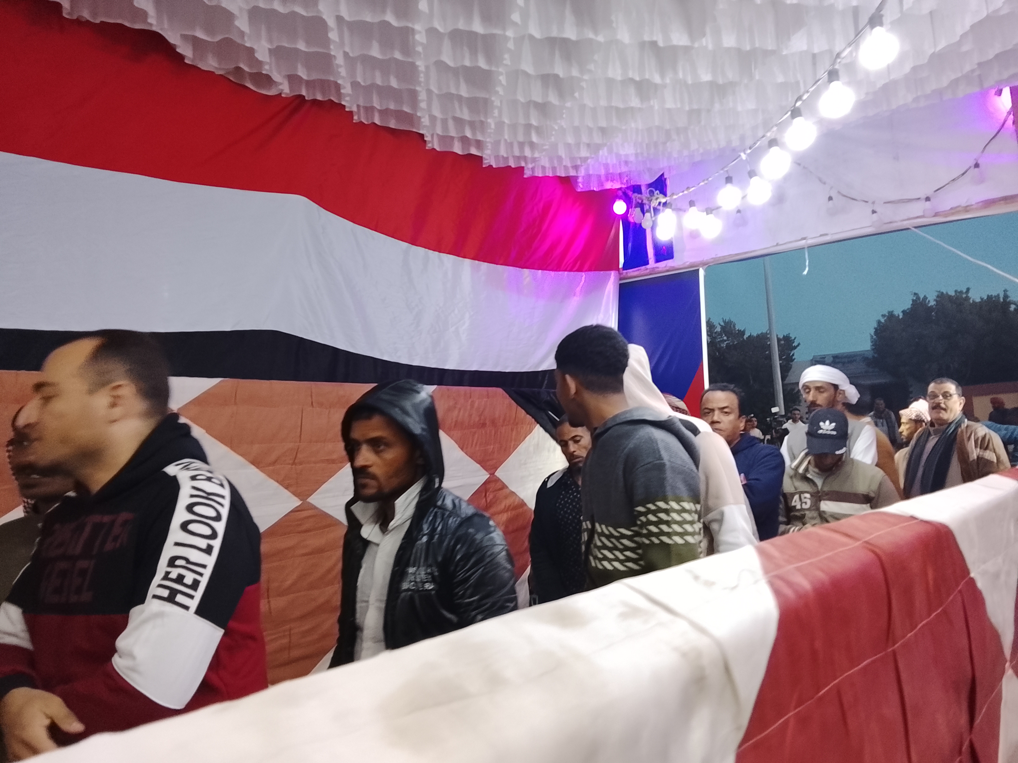 توافد كبير على لجان إعادة انتخابات النواب بجنوب سيناء (3)