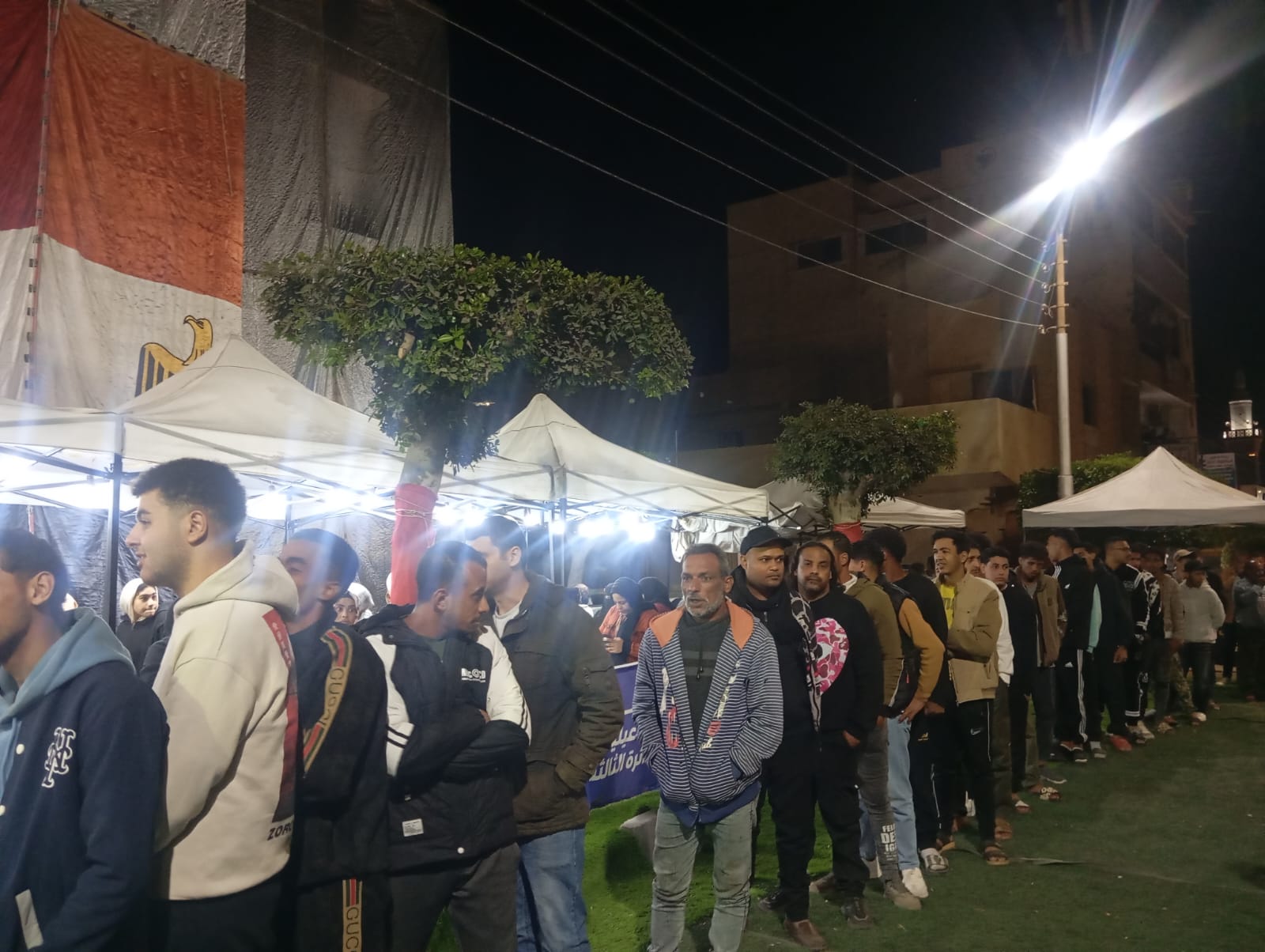 اقبال كبير على لجان جولة الإعادة لانتخابات مجلس النواب بالإسماعيلية (6)