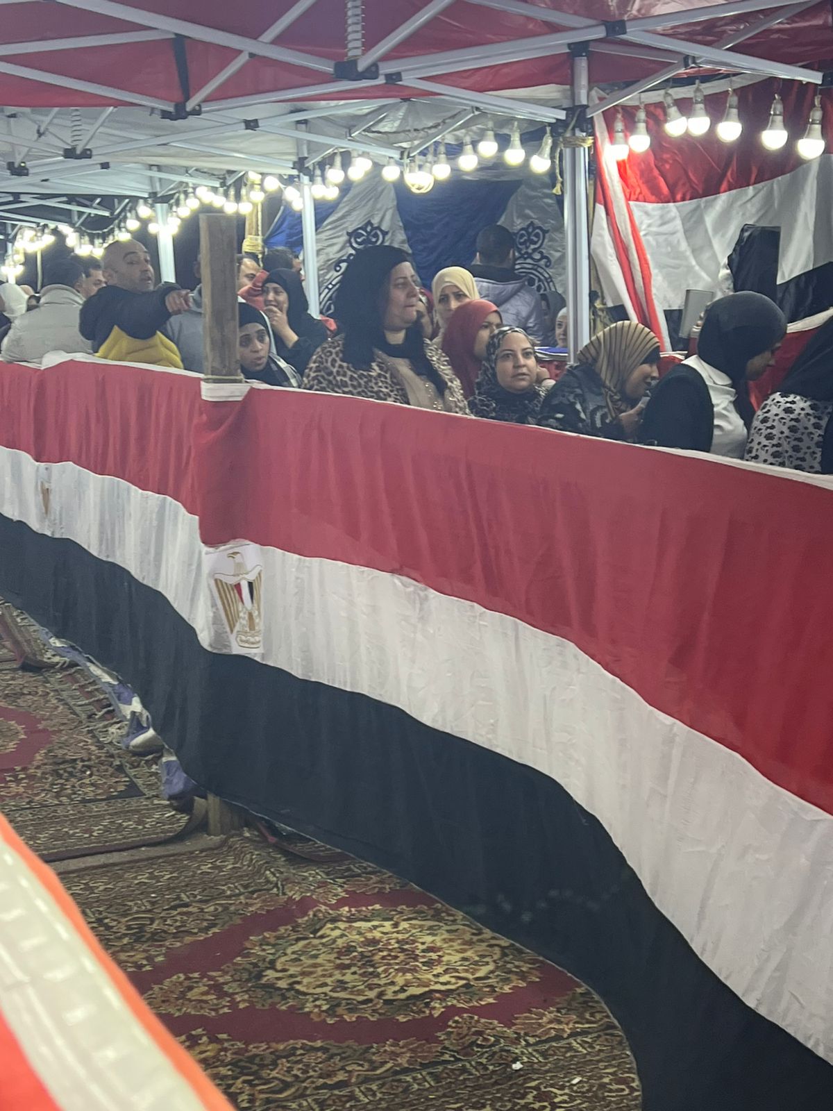 إقبال كثيف أمام لجان الأسمرات (5)