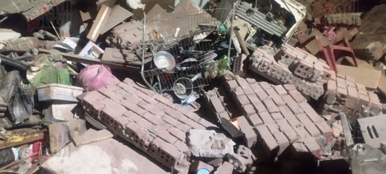 انهيار منزل فى المنيا (2)