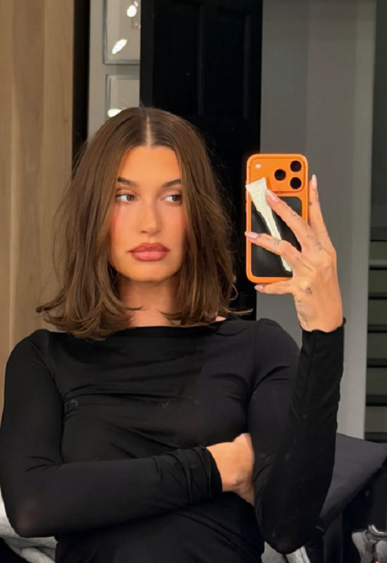 النجمة هايلي بيبر