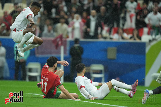 مشاركة قوية من أزارو مشاركة قوية من أزارو