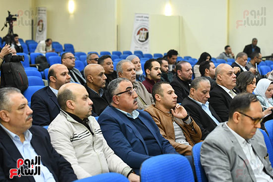 جانب من اعلان نتيجة انتخابات الـ30