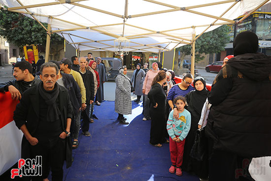 الطوابير الطوابير